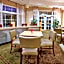 La Quinta Inn & Suites by Wyndham Winston-Salem