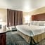 Cobblestone Hotel & Suites - Newport