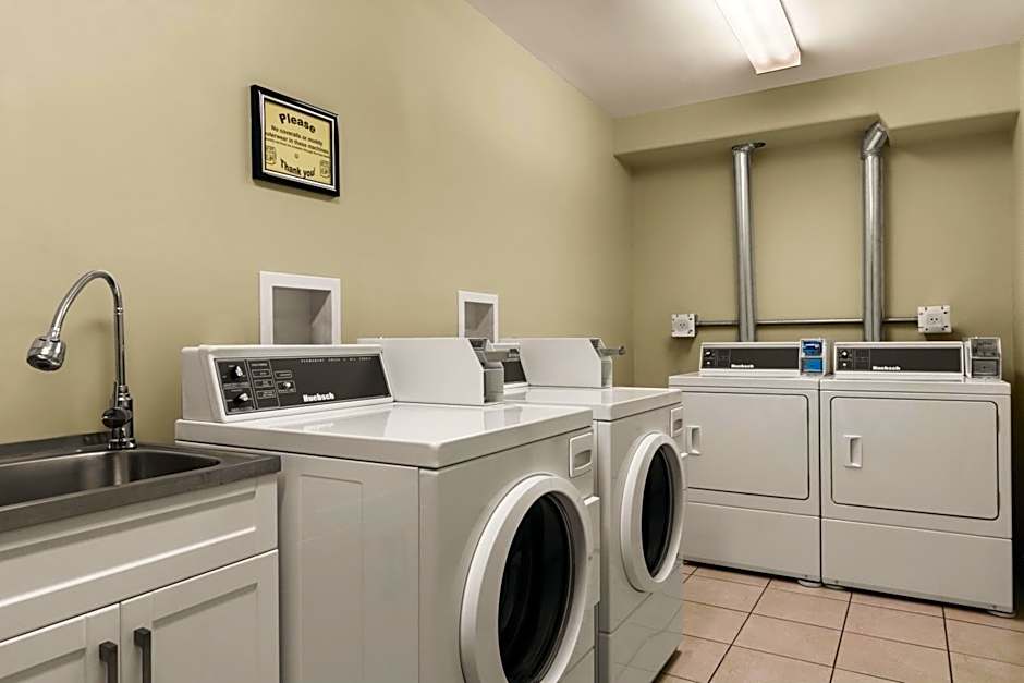 Quality Inn & Suites Whitecourt