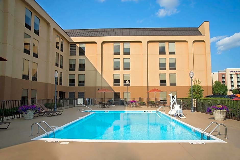 Hampton Inn Louisville Airport Fair/Expo Center