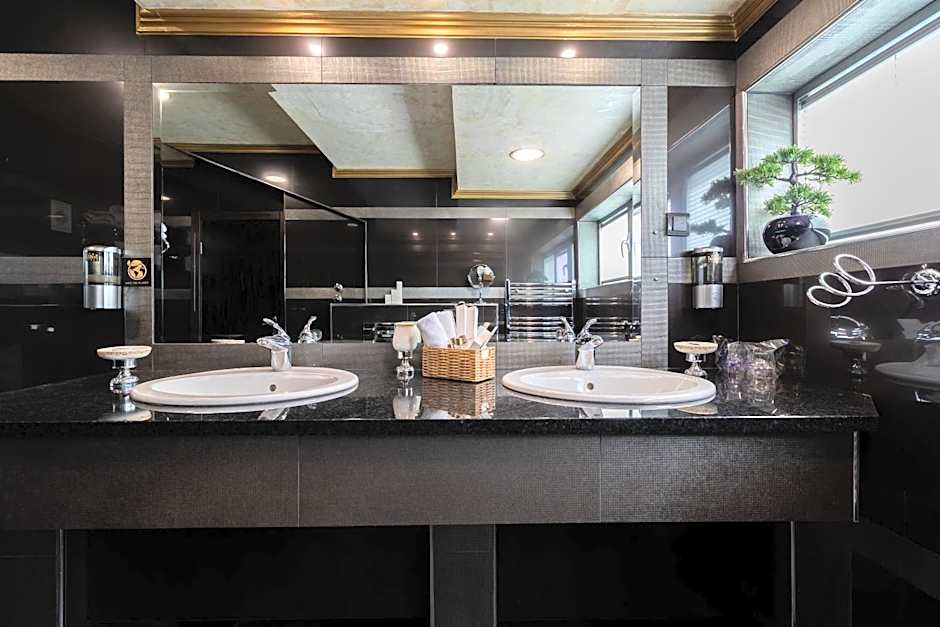 Prezident Hotel