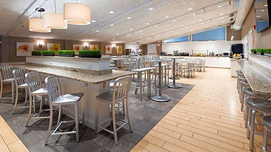 Best Western Plus Waltham Boston