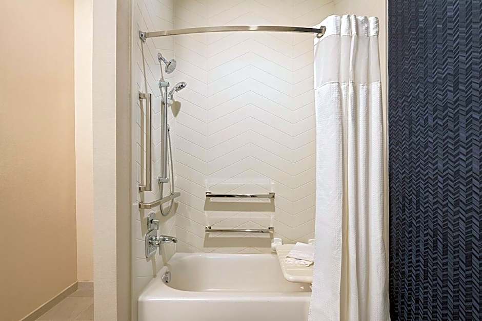 Fairfield by Marriott Inn & Suites Hillsboro