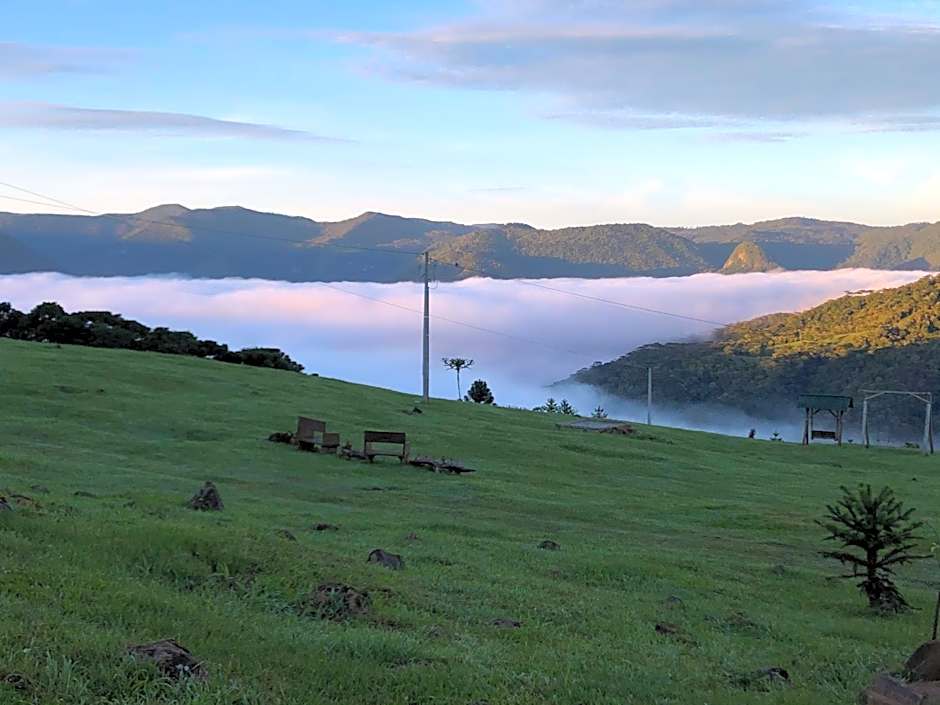 Pousada Colina dos Ventos - Cabana Monte!