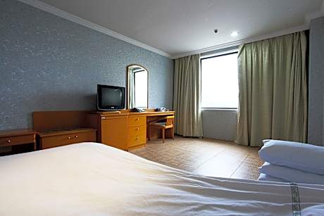 Ondol Room