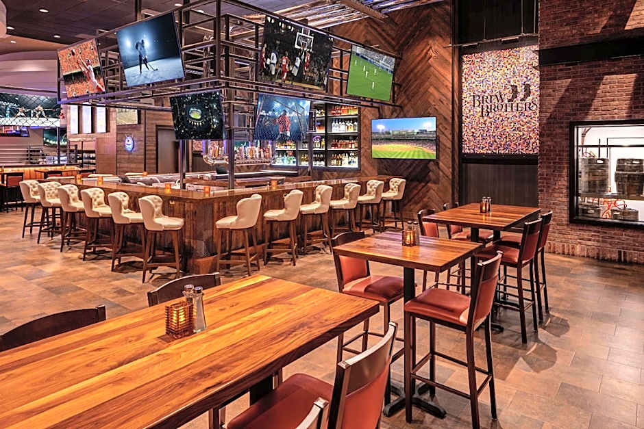 Horseshoe Black Hawk - A Caesars Rewards Destination