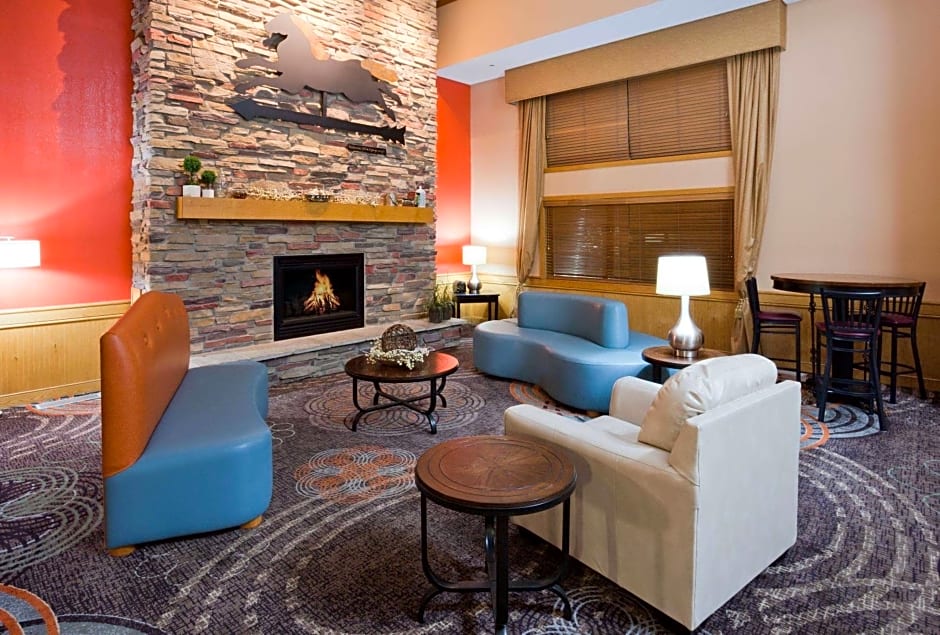 AmericInn by Wyndham Shakopee Near Canterbury Park