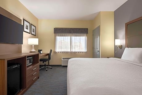 1 King Bed Mobility Accessible Studio Suite Bathtub w/ Grab Bars Non-Smoking