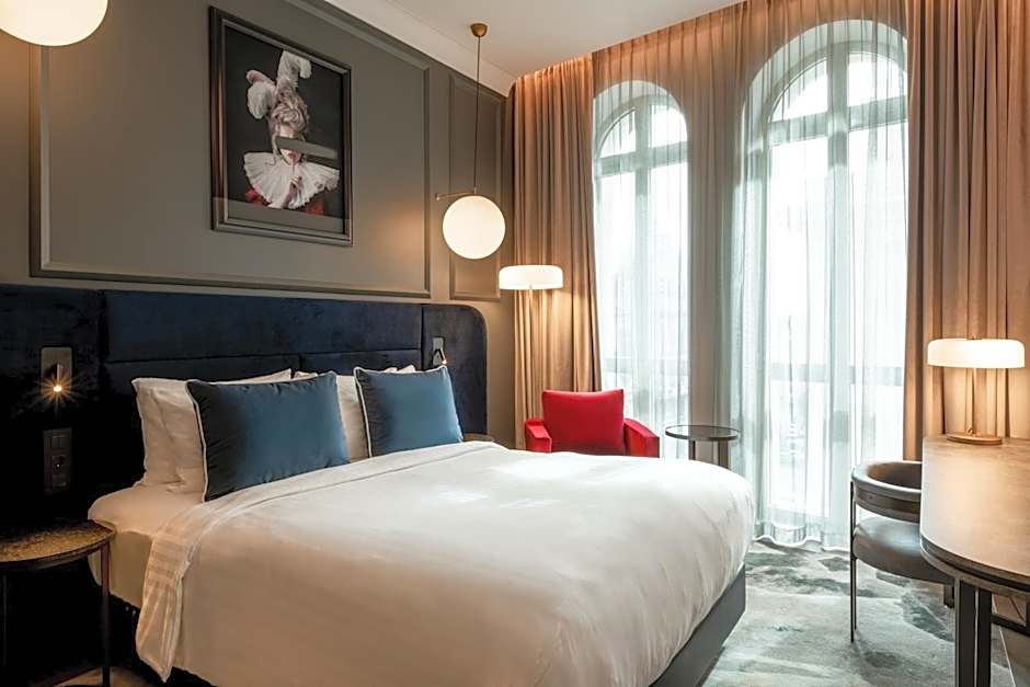 The Marmorosch Bucharest, Autograph Collection