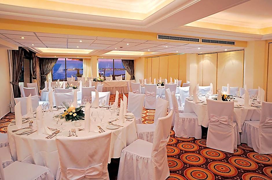 Alexander The Great Beach Hotel