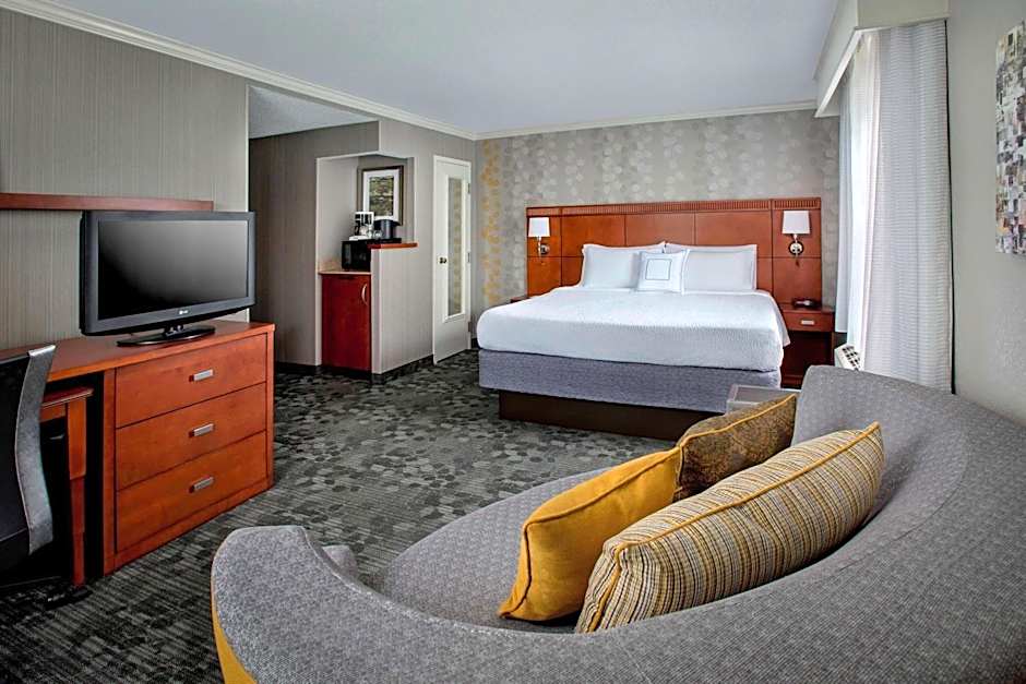 Sonesta Select Tinton Falls Eatontown