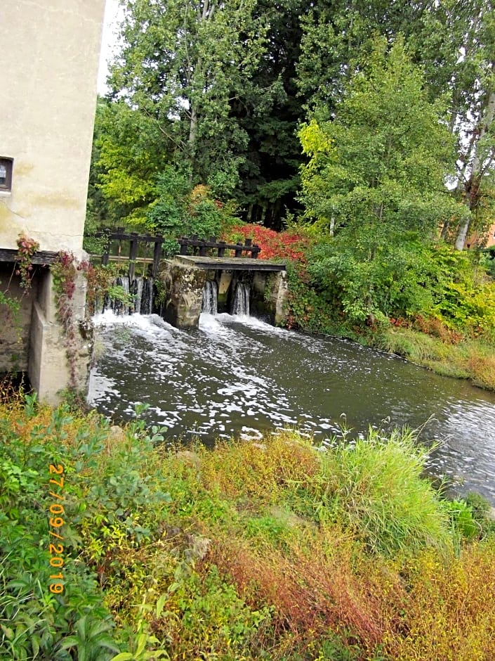 Dependance du Moulin Galuzot