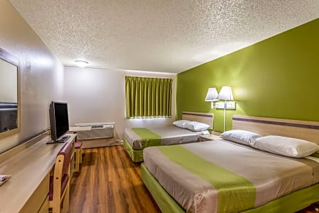 Queen Room - Disability Access