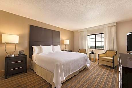 Embassy Suites By Hilton Hotel Greenville Golf Resort And Conference Ctr