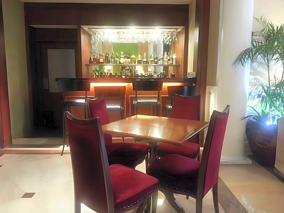 Orchid Garden Suites