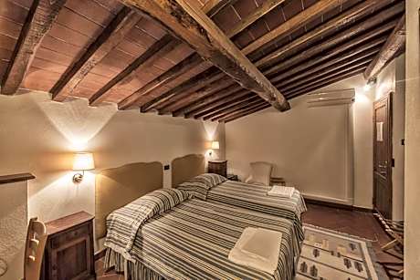 Classic Triple Room