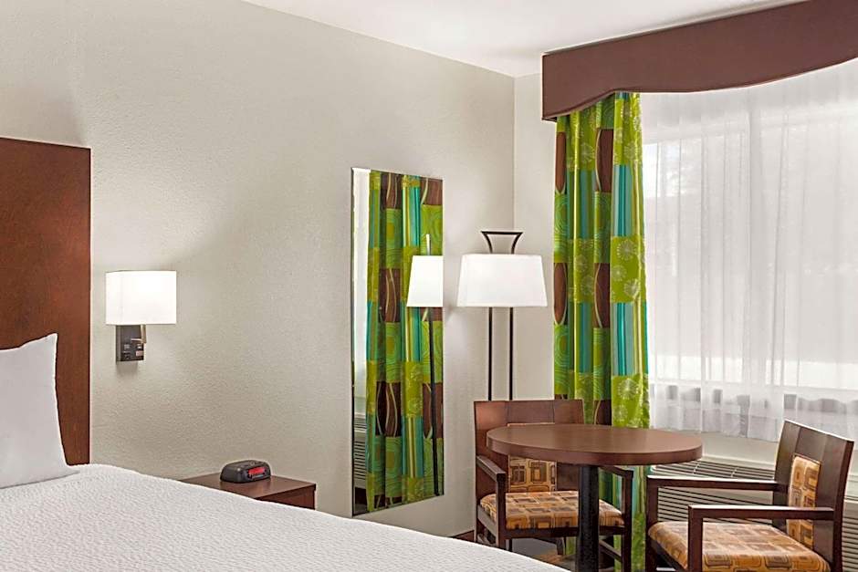 Ramada by Wyndham San Antonio Near SeaWorld/Lackland AFB