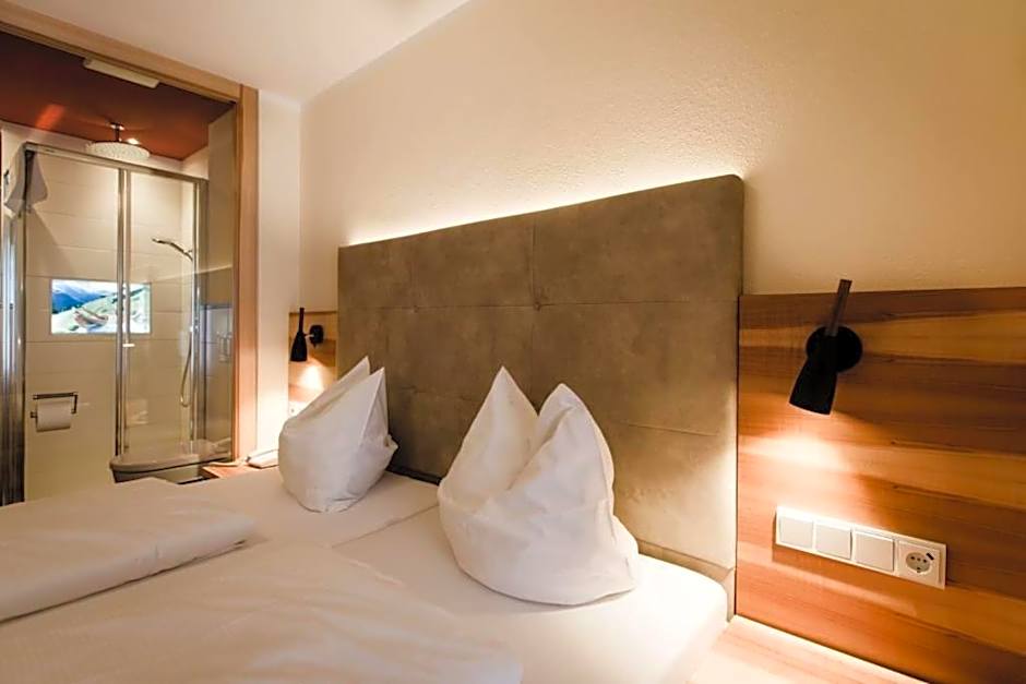 Aparthotel Dorfplatzl Garni