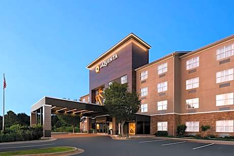 La Quinta Inn & Suites by Wyndham Montgomery