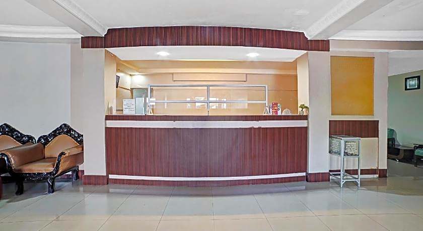 OYO 90487 Wisma Kuta Karang Baru