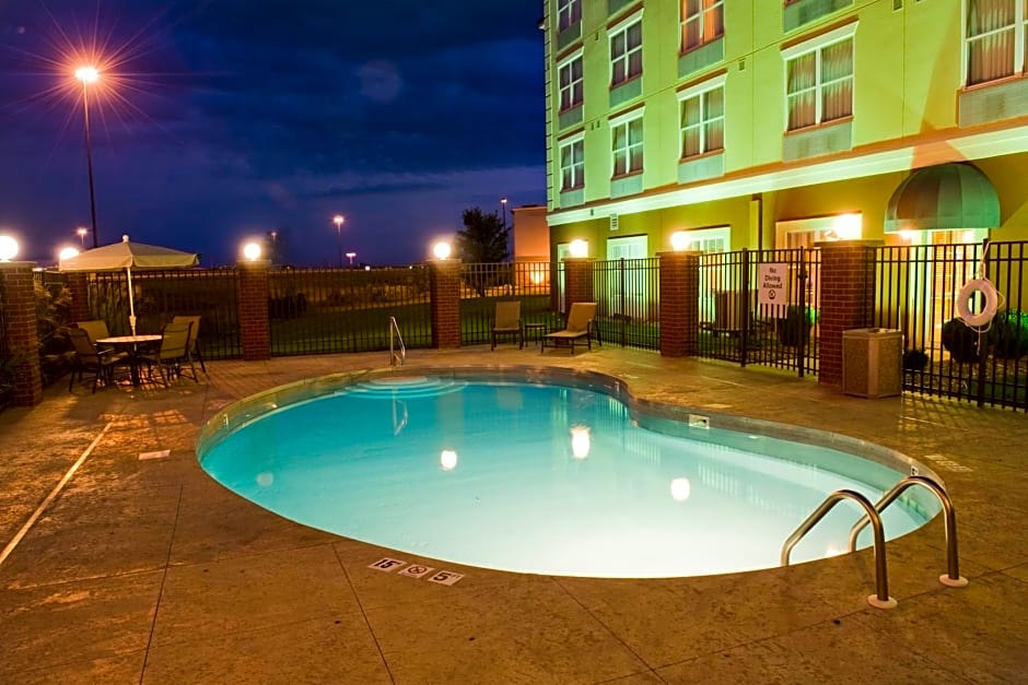 Country Inn & Suites by Radisson, Evansville, IN