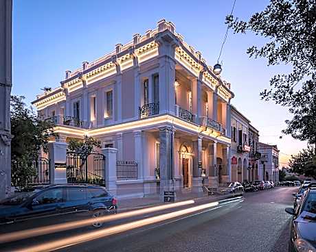 The Bold Type Hotel, a Member of Design Hotels