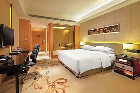 King Accessible Room
