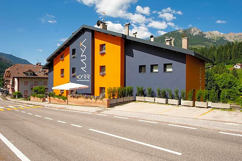 Kyrr Smart Mountain Retreat