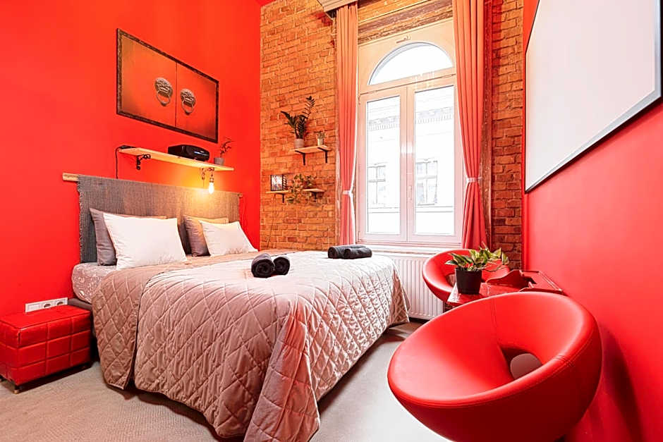 BudapeStayz - Raday Rooms