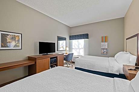 Room with Two Queen Beds - Non-Smoking