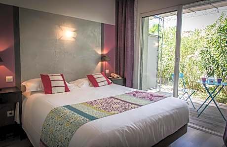 Comfort Double Room with Terrace
