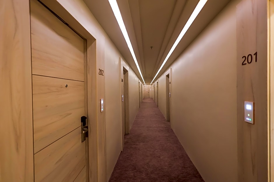 VIJAN BUSINESS HOTEL