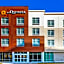 La Quinta Inn & Suites by Wyndham Kansas City Beacon Hill