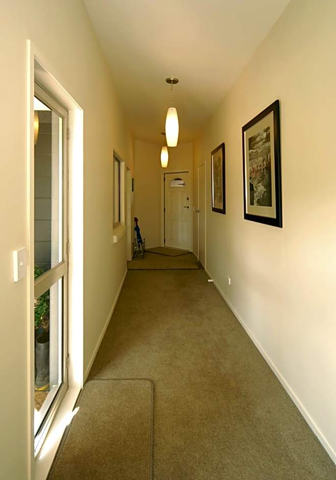 B&B@The Redwoods