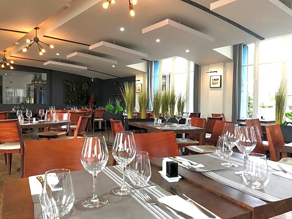 LOGIS Hotel & Restaurant - Les Bords de Seine