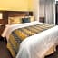 Decanter Hotel
