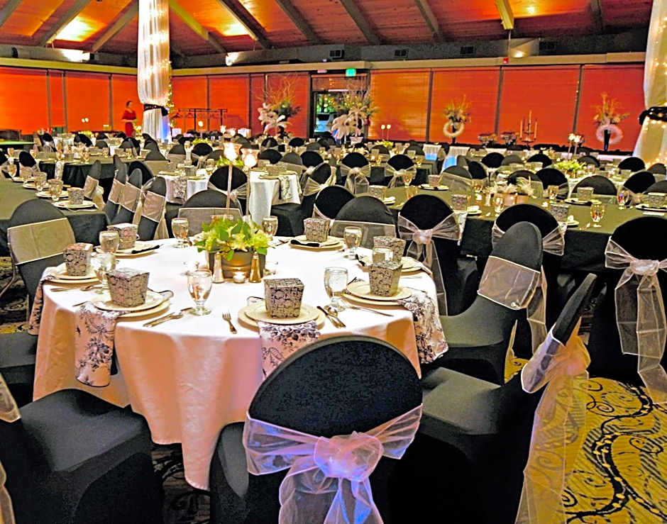 Best Western Plus Hood River Inn