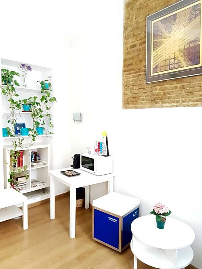 Hotel y Apartamentos Doña Lola