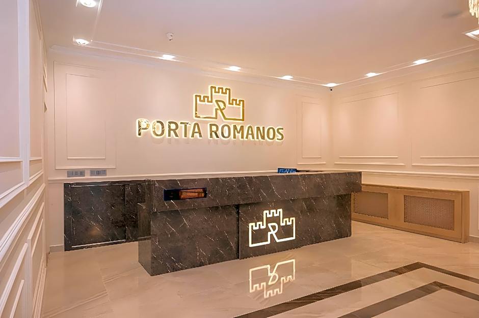 Porta Romanos Hotel