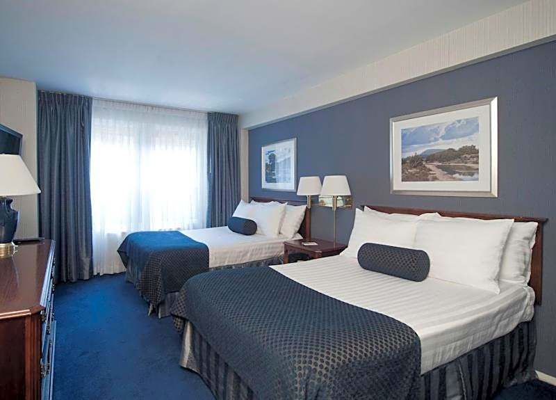 Murray Hill East Suites