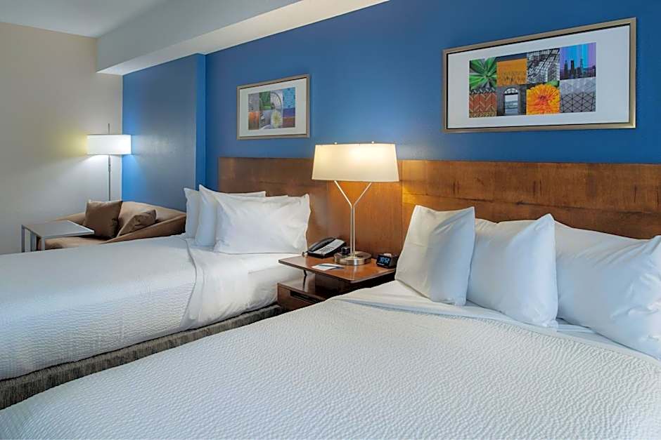 Fairfield Inn & Suites by Marriott Dayton Troy