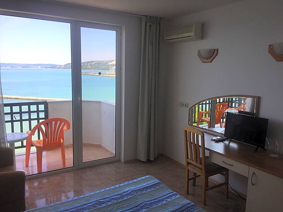 Hotel Oasis - Beach Access