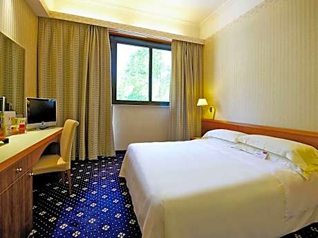 Classic Double or Twin Room