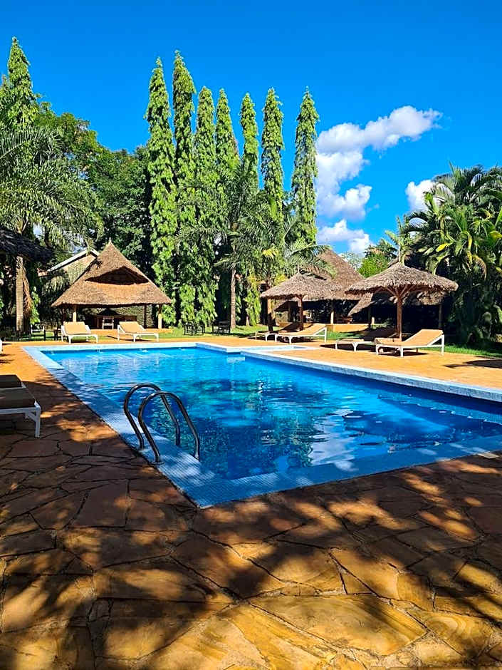 Honey Badger Lodge