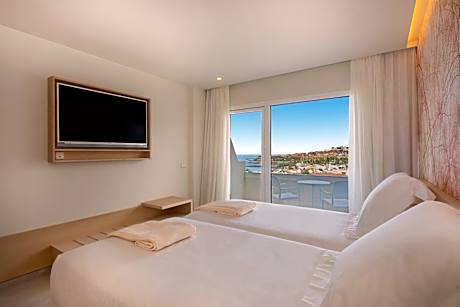 Double Sea View Beachfront