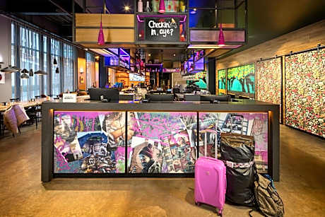 Moxy Glasgow Merchant City