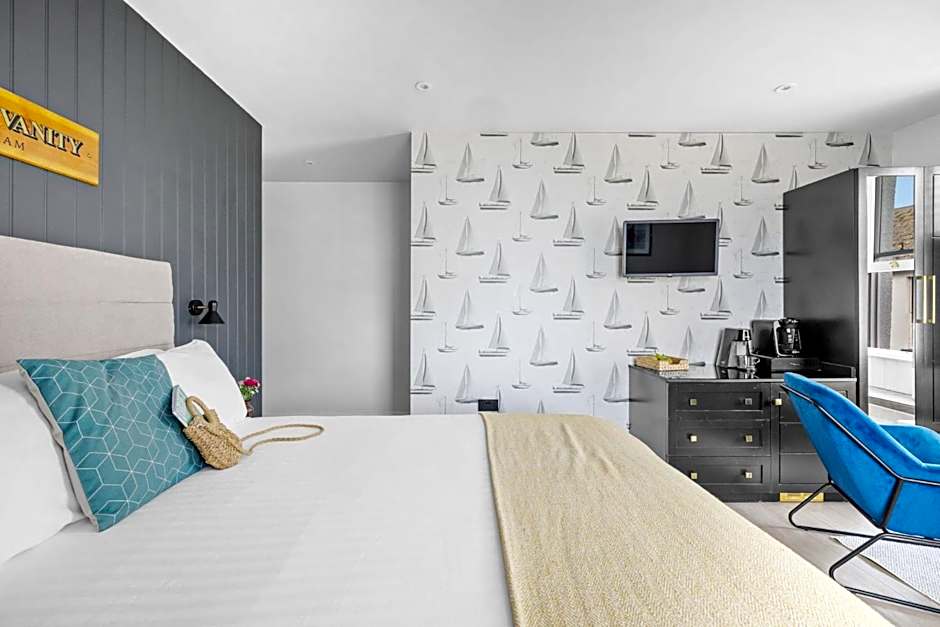 Golden Vanity Suite - Sea View - Free Wi-Fi
