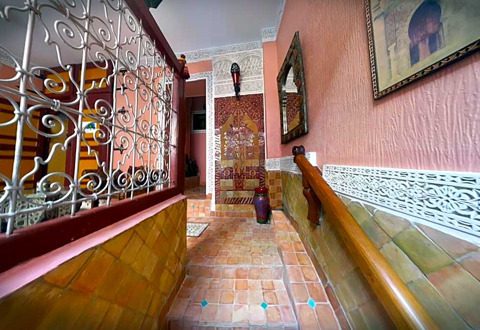 Riad Atika Mek