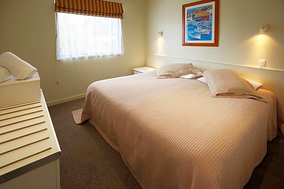 Pioneer Waterfront Apartments