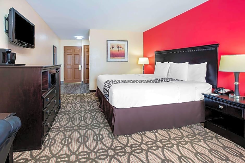 La Quinta Inn & Suites by Wyndham Dallas Mesquite